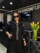 Костюм  двойка, брюки и жакет на молнии